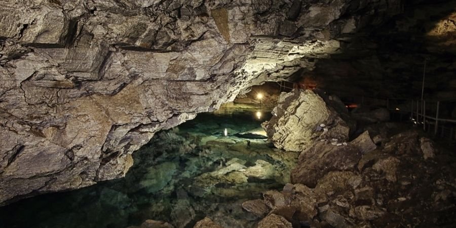 atributos de la Cueva de Aillwee