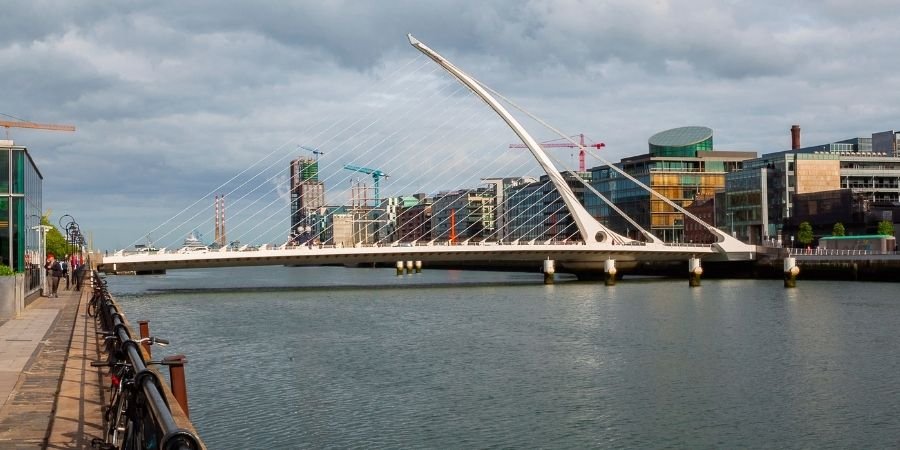 Puente de Arpa Irlandeses Irlanda del Norte y del Sur