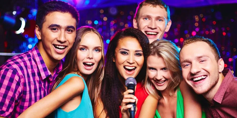 Karaoke Dublín city por la noche