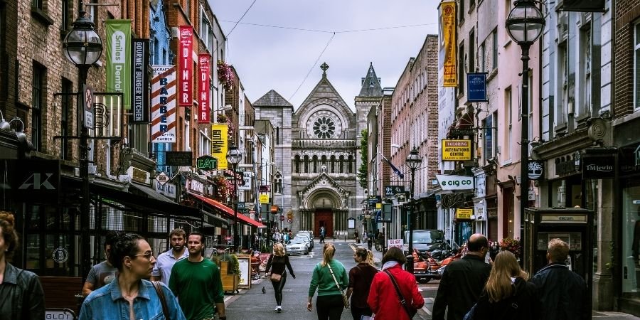 Emigrar a Irlanda un hermoso país Irlanda Habitantes