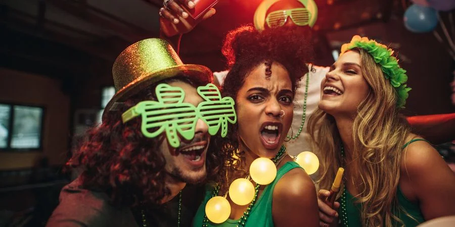 Estatura Promedio Irlanda Mujeres 