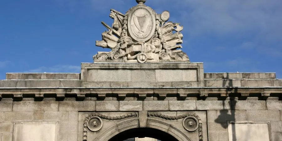 Símbolos Irlandeses escudo