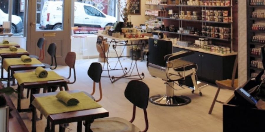 Manicura en Skinfull Affairs en Dublin